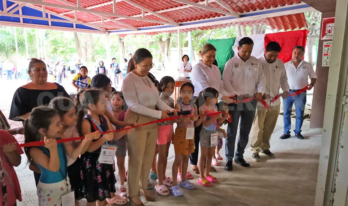Reabren centro deportivo y cultural