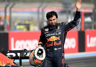 Sainz Jr. gana la "pole position" este sábado