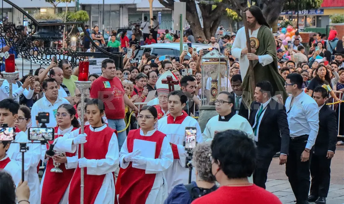 Dan bienvenida a reliquias de San Judas Tadeo