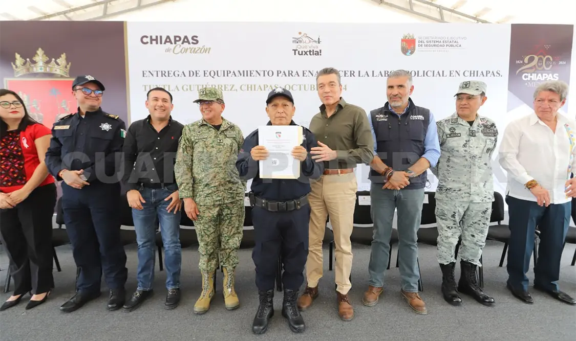 Entrega REC patrullas y equipo a Policía Municipal