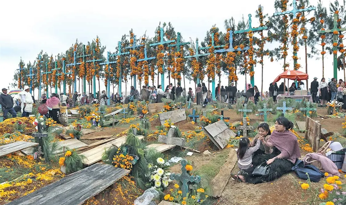 El Romerillo, inigualable festejo de los muertos