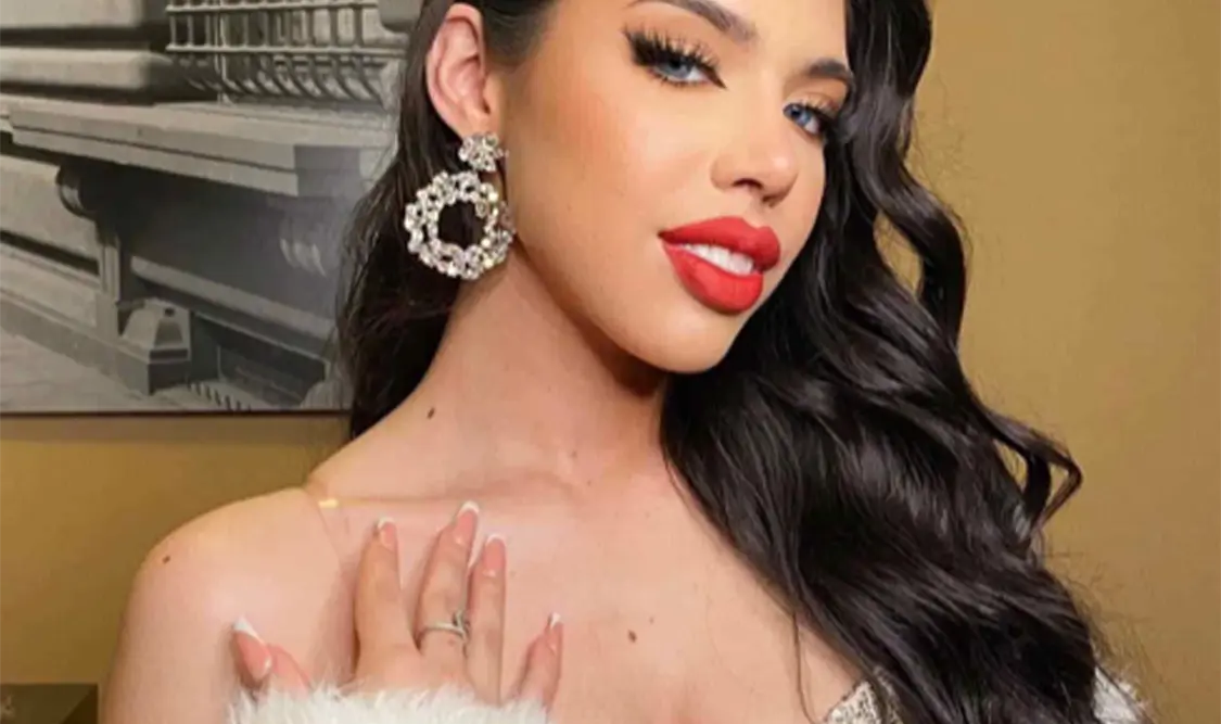 Yeri Mua denuncia acoso