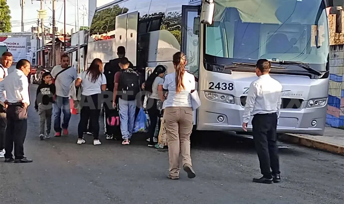 El INM explicó que un número importante de personas extranjeras ha intentado emprender el viaje sin una cita confirmada. Víctor Sánchez / CP