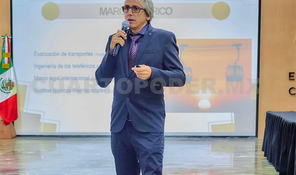Se llevó a cabo el examen de grado del doctorado en Gestión Integral de Riesgos y Protección Civil. CP