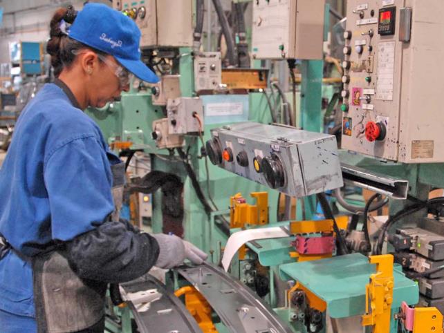 Proponen ingreso digno de 12 mil 500 pesos Proponen ingreso digno de 12 mil 500 pesos