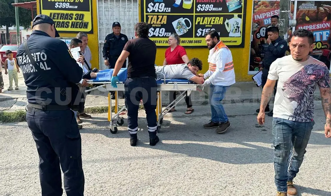 El motociclista se enterró el posapie en una entrepierna durante un accidente vial. Ulises Villalobos / CP