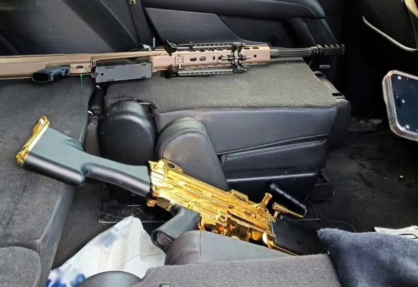 FGR ASEGURA VEHÍCULOS MONSTRUOS, ARMAS DE FUEGO Y CARTUCHOS EN TUXTLA GUTIÉRREZ