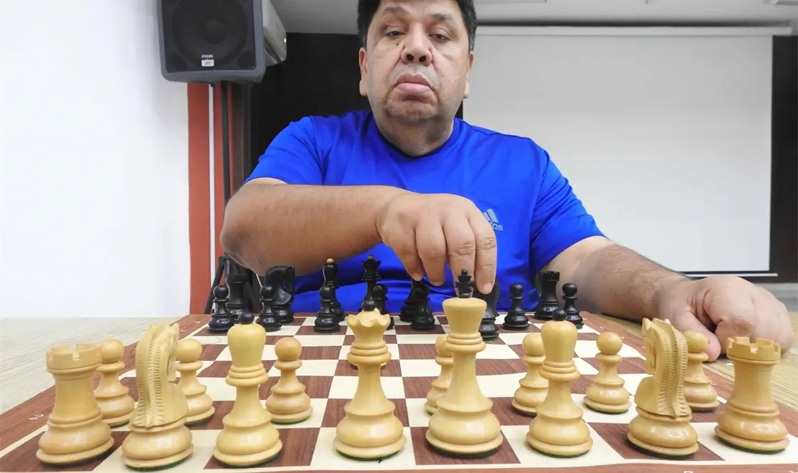 Abel Justo Dávalos Prieto demostró su maestría sobre el tablero para llevarse el título. Carlos López/CP