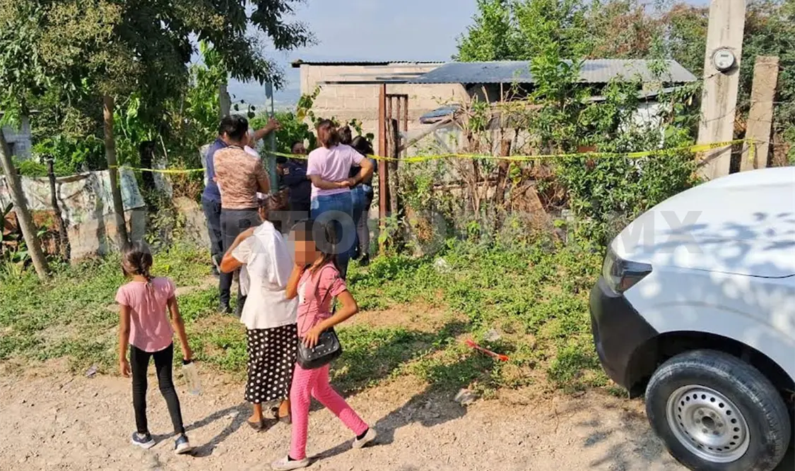Lo localizan sin vida dentro de su casa