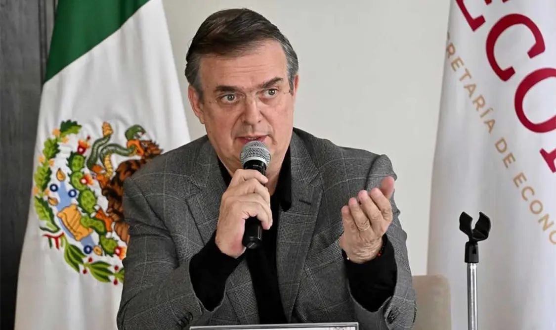 Ebrard descarta un panel sobre energía