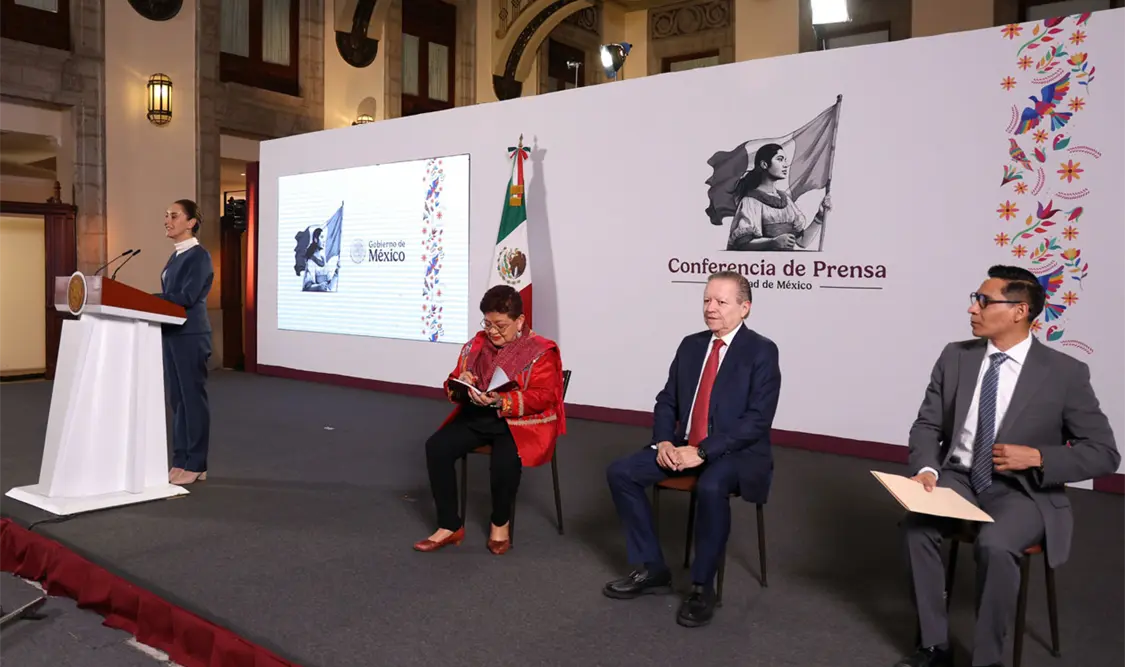 Paisanos son héroes de la patria