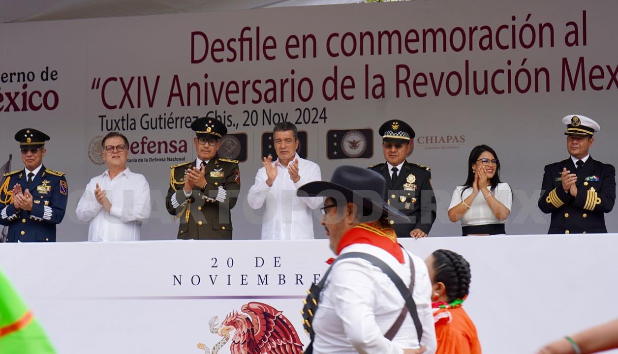 Presencia REC desfile por la Revolución Mexicana