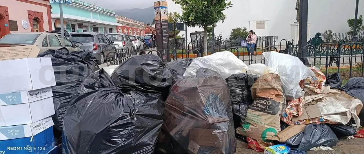 Paran labores empleados de limpia en San Cristóbal