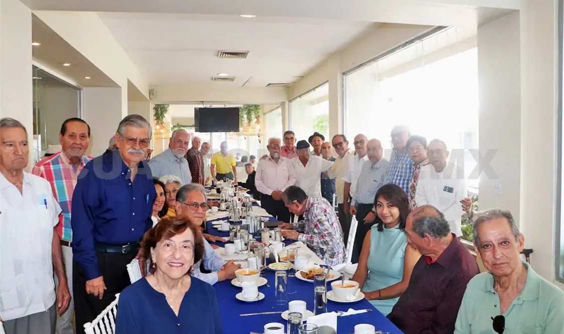 Crean asociación civil de egresados del ICACH