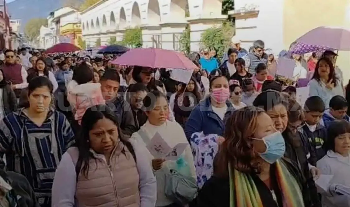 Peregrinan por la paz en SCLC y Zinacantán