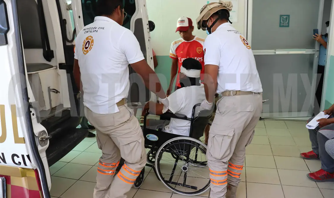Colisionan en entronque a la colonia Mérida