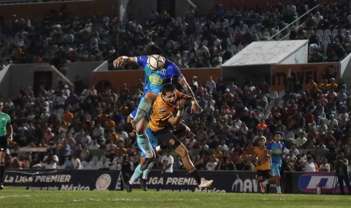 Ante una gran entrada, Jaguares disputó su último duelo de la fase regular. Carlos López/CP