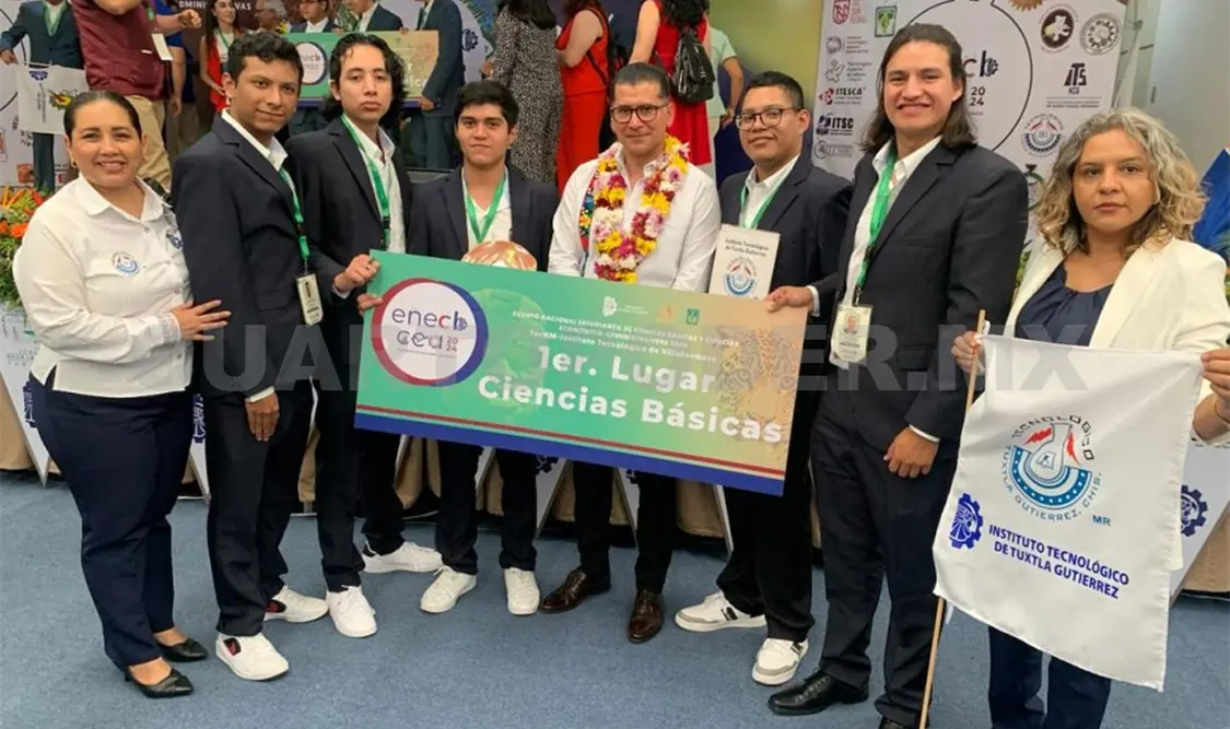 Logran estudiantes primer lugar en concurso nacional