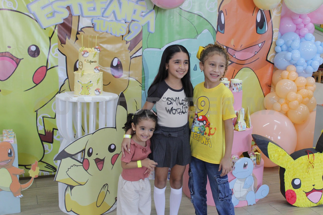 ¡Muchas felicidades, Estefanía!