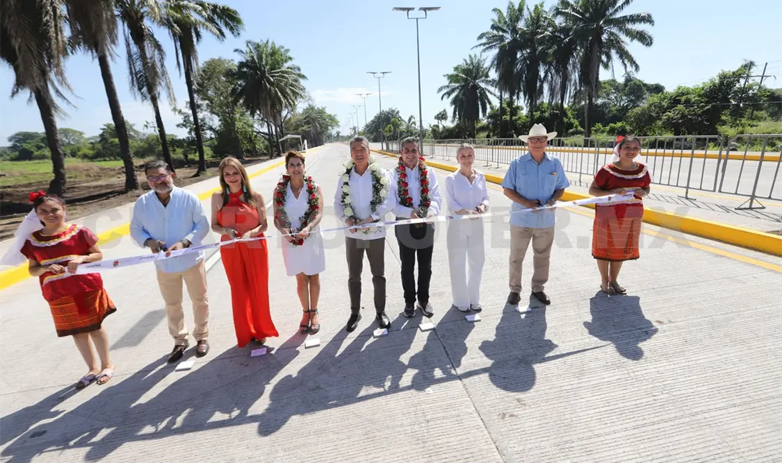 Inaugura REC ampliación y modernización del libramiento