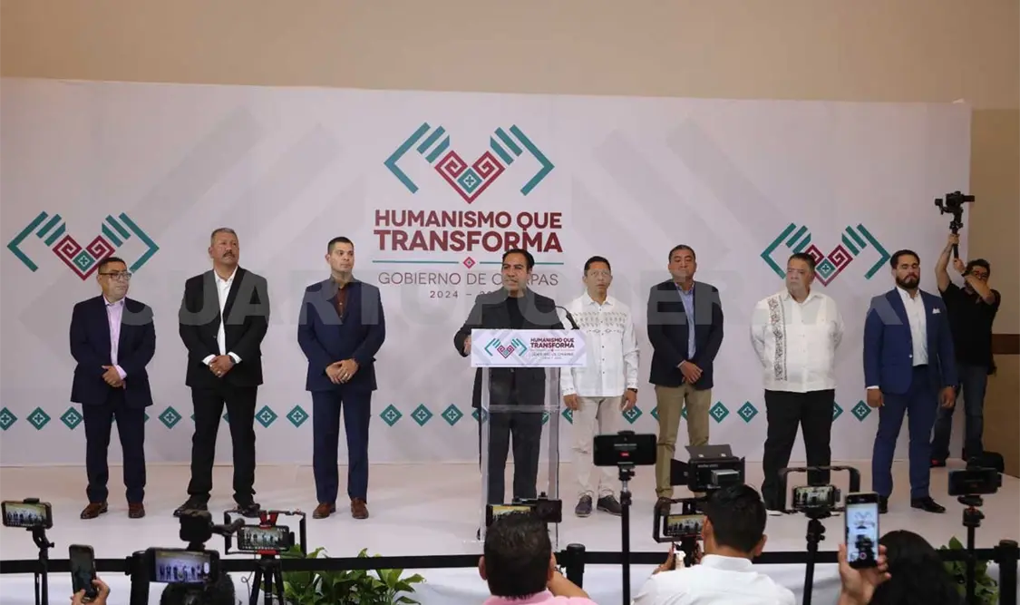 De forma separada el gobernador de Chiapas, Eduardo Ramírez Aguilar, hizo las designaciones. Carlos López /CP