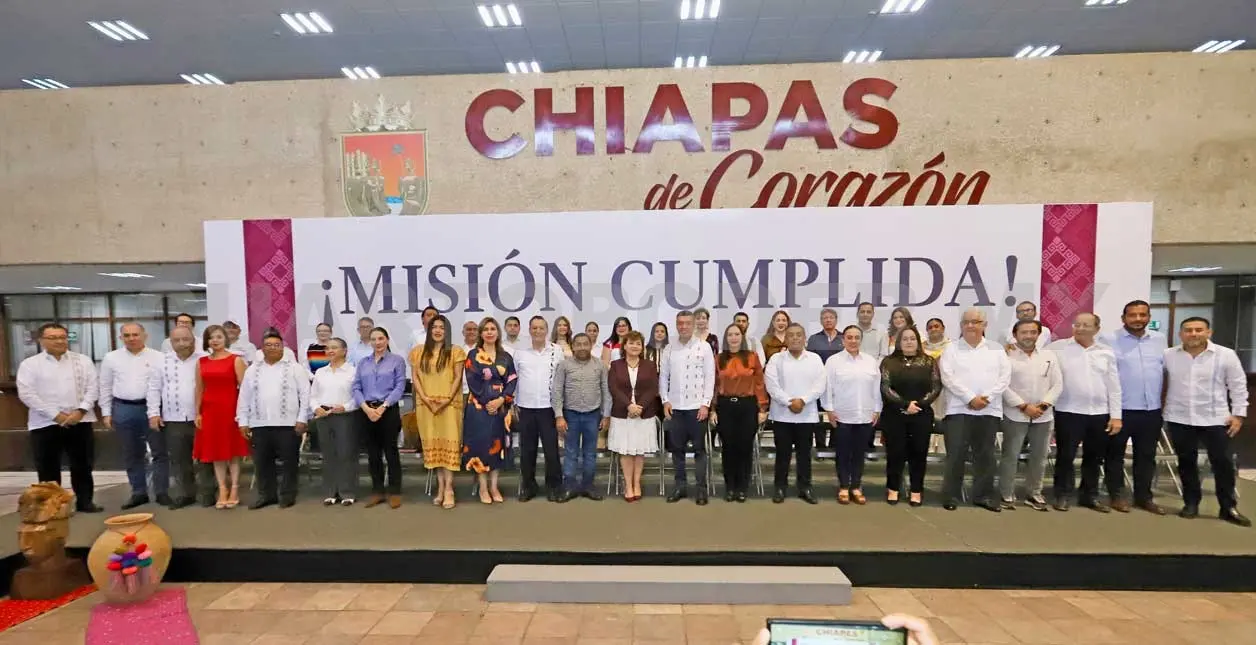 Escandón Cadenas reconoció el trabajo responsable, honesto, humanista que se realizó a lo largo de esta administración. CP