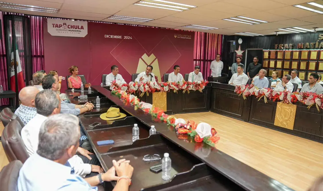 Sostiene Eduardo Ramírez encuentro con empresarios de la zona Costa-Soconusco