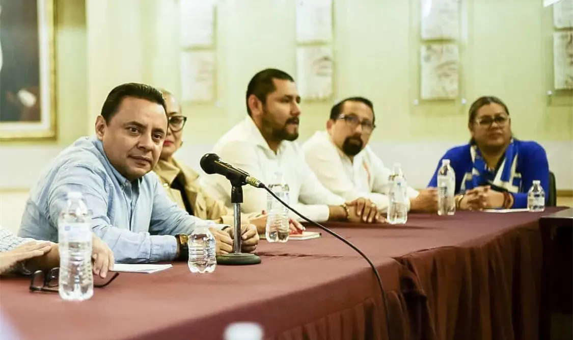 Moreno Guillén exhorta a trabajar con total apego al estado de derecho