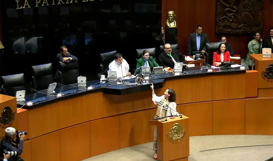 Lilly Téllez exigió a Augusto López que se diera a conocer el destino de los recursos del Senado. Cortesía