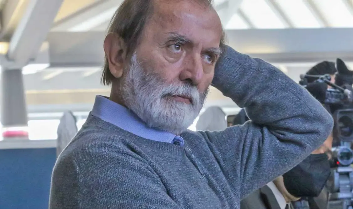 Epigmenio Ibarra agradeció a varios colaboradores clave que participaron junto a él en esa sección. Cortesía