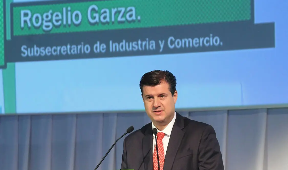 José Rogelio Garza, nuevo presidente de la AMIA