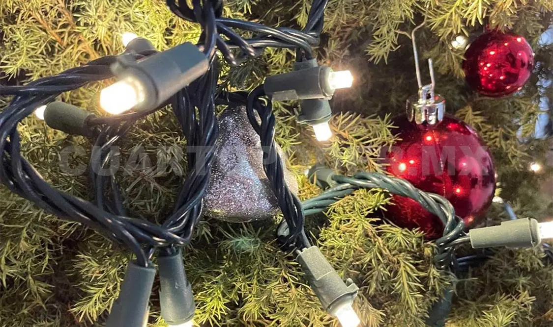 Luces y adornos navideños deben ser comprados en lugares establecidos y contener normativa sobre su uso. Karla García / CP