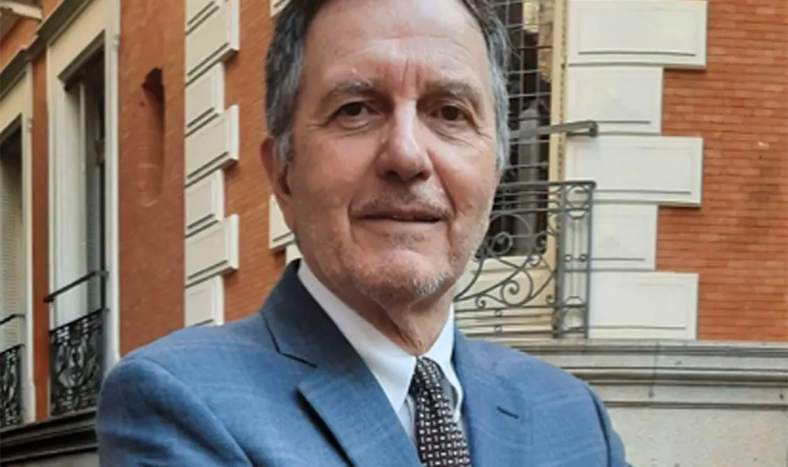Roberto Ampuero presenta una historia de suspenso. Cortesía