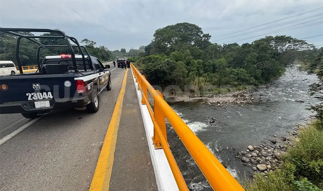 Matan a desconocido y arrojan al río Cahoacán