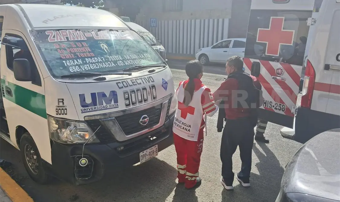 Por corte de circulación, colisiona un colectivo