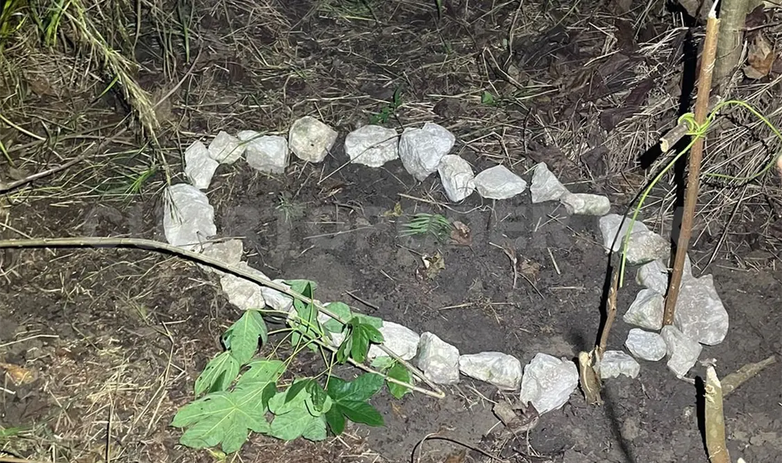 Vecinos reportan hallazgo de tumba improvisada