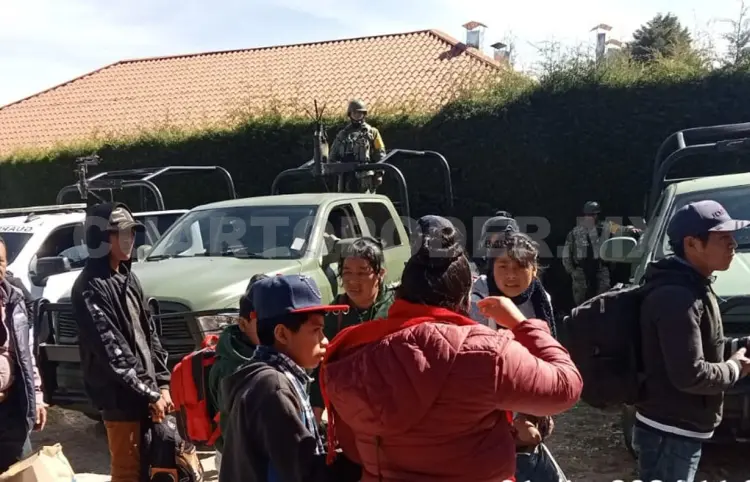 Retornan personas  de Pantelhó a sus comunidades