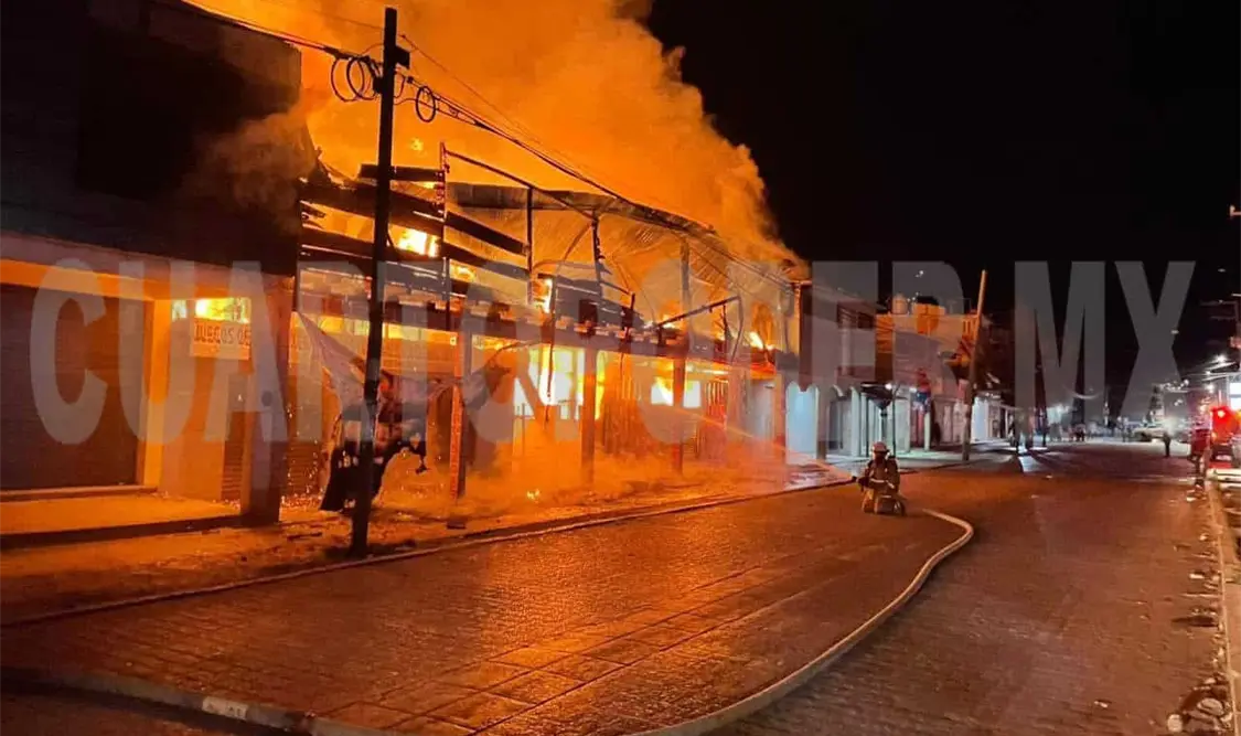Fuego calcina locales de venta de muebles