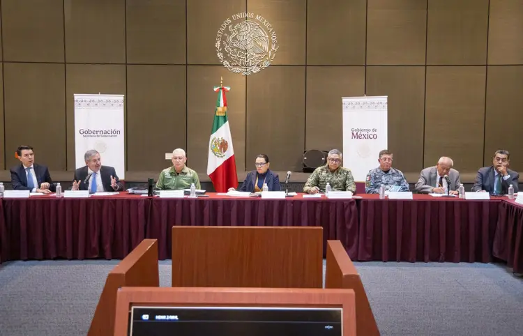 Alistan estrategia migratoria con gabinete federal