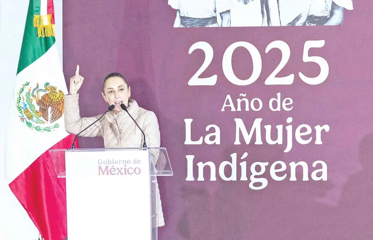 Otorgan tarjetas para la Pensión Mujeres Bienestar
