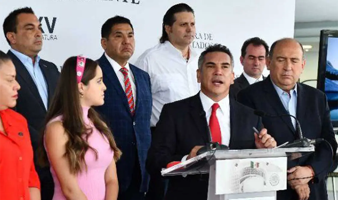 Alejandro Moreno reconoció la valentía y el compromiso de quienes dedican su vida a informar. Cortesía