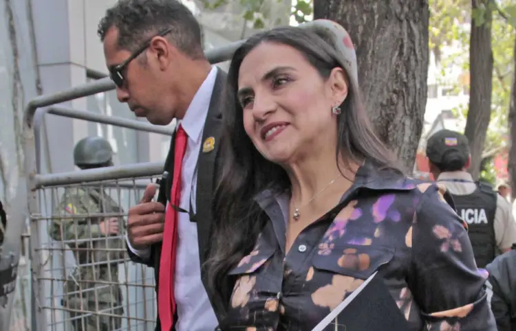 La vicepresidenta afirma que asumirá la Presidencia