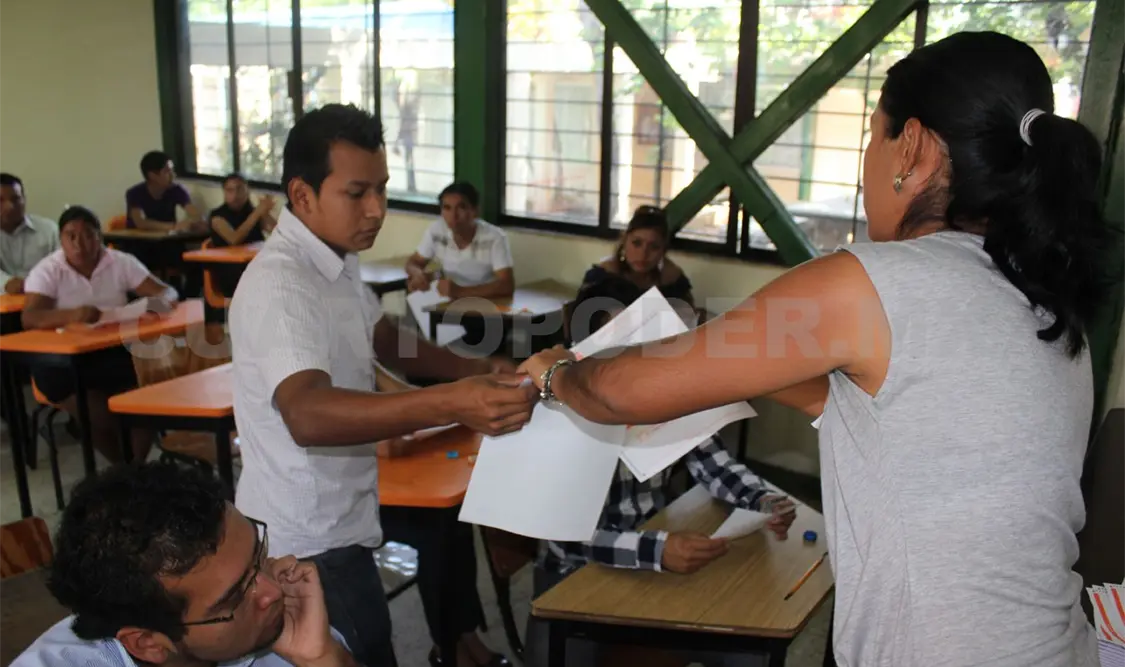 Directivos y maestros retoman actividades