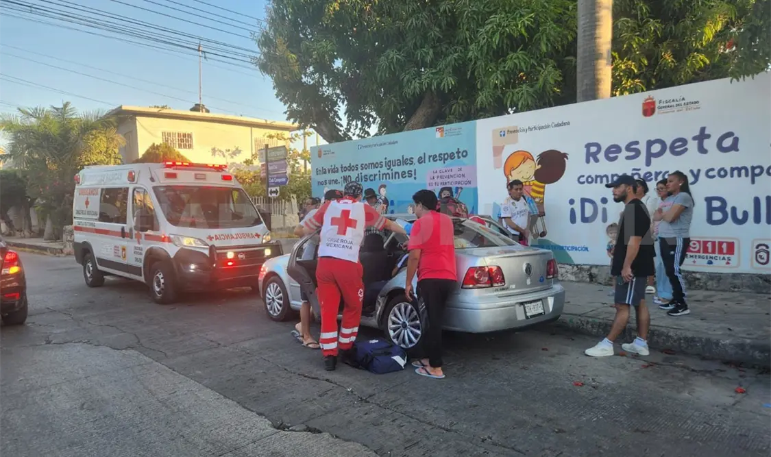 No respeta la preferencia y causa un encontronazo