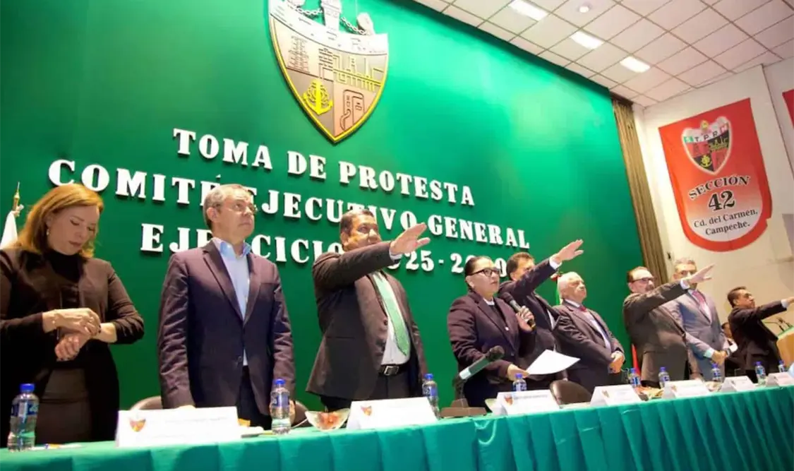 La secretaria de Gobernación, Rosa Icela Rodríguez, tomó la protesta al dirigente Ricardo Aldana como secretario general del STPRM. Cortesía