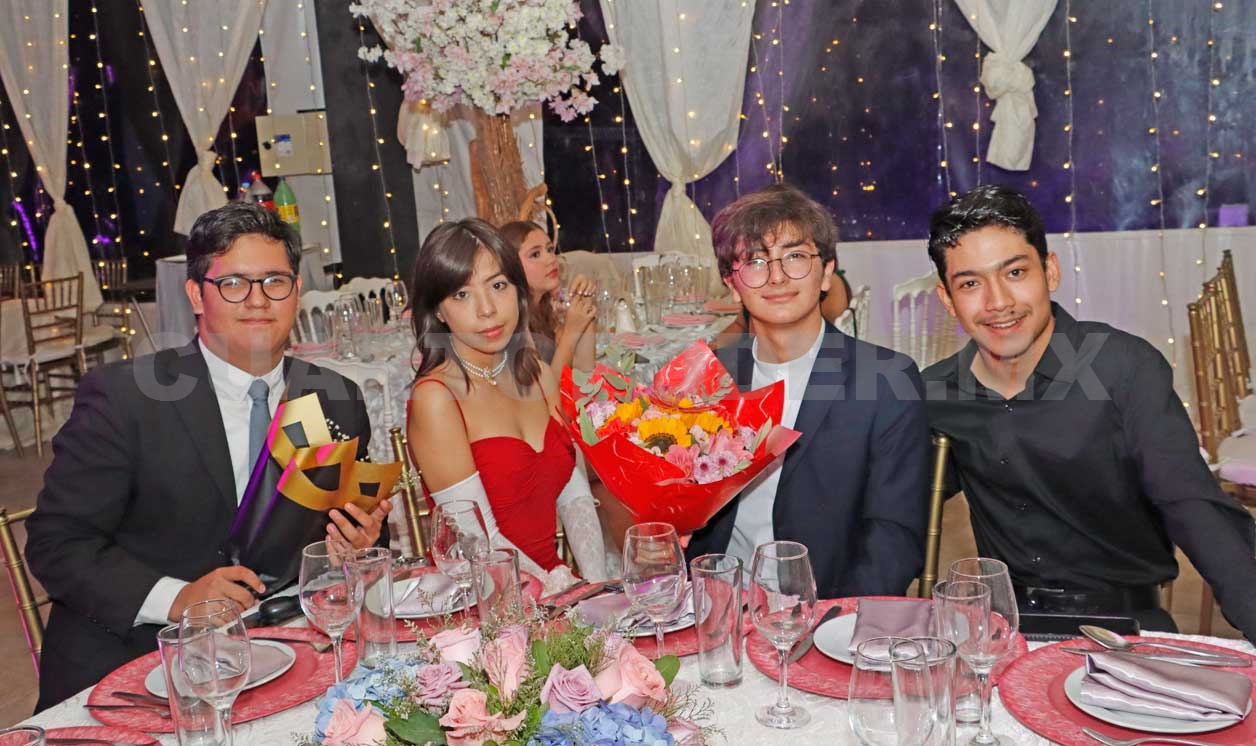 Felices XV años para Gema