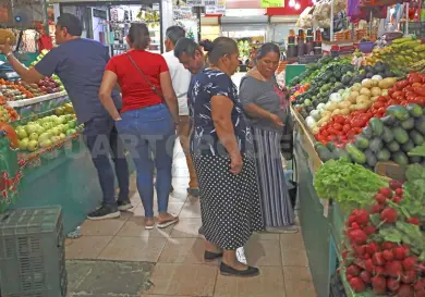 Requieren chiapanecos 7 mil pesos mensuales