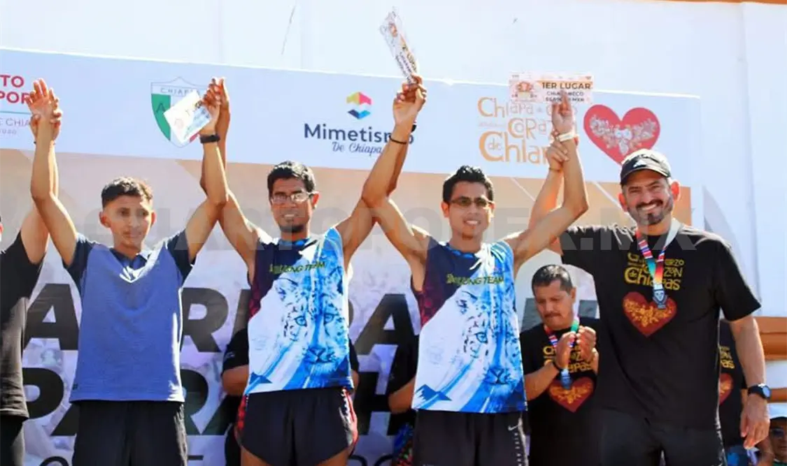 Chiapanecos destacan en la Carrera del Parachico 2025