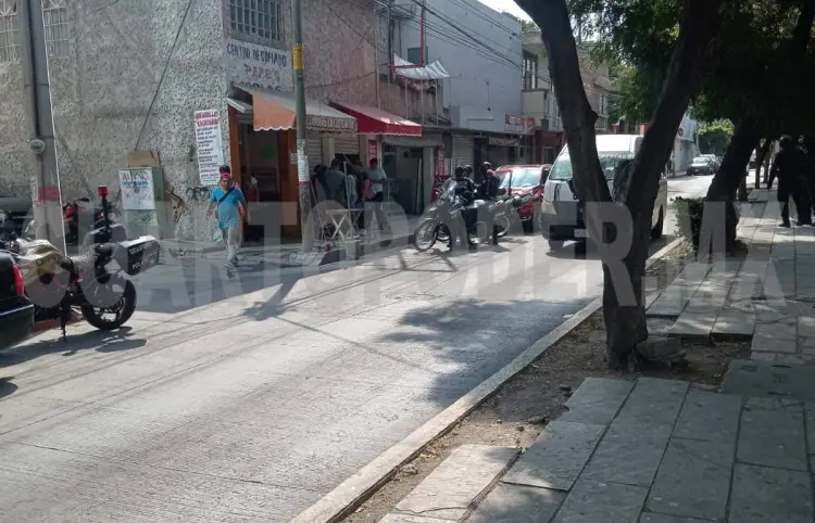 Roban en tienda de ropa; se llevan 12 mil pesos