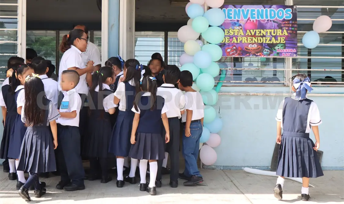 Regresan a clases en nivel básico